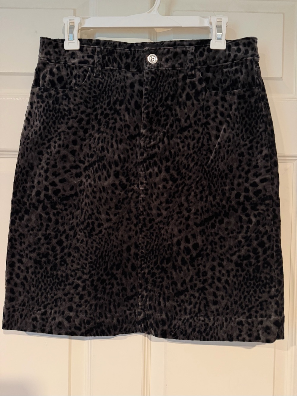 Talbots Black Leopard Print Velvet Skirt